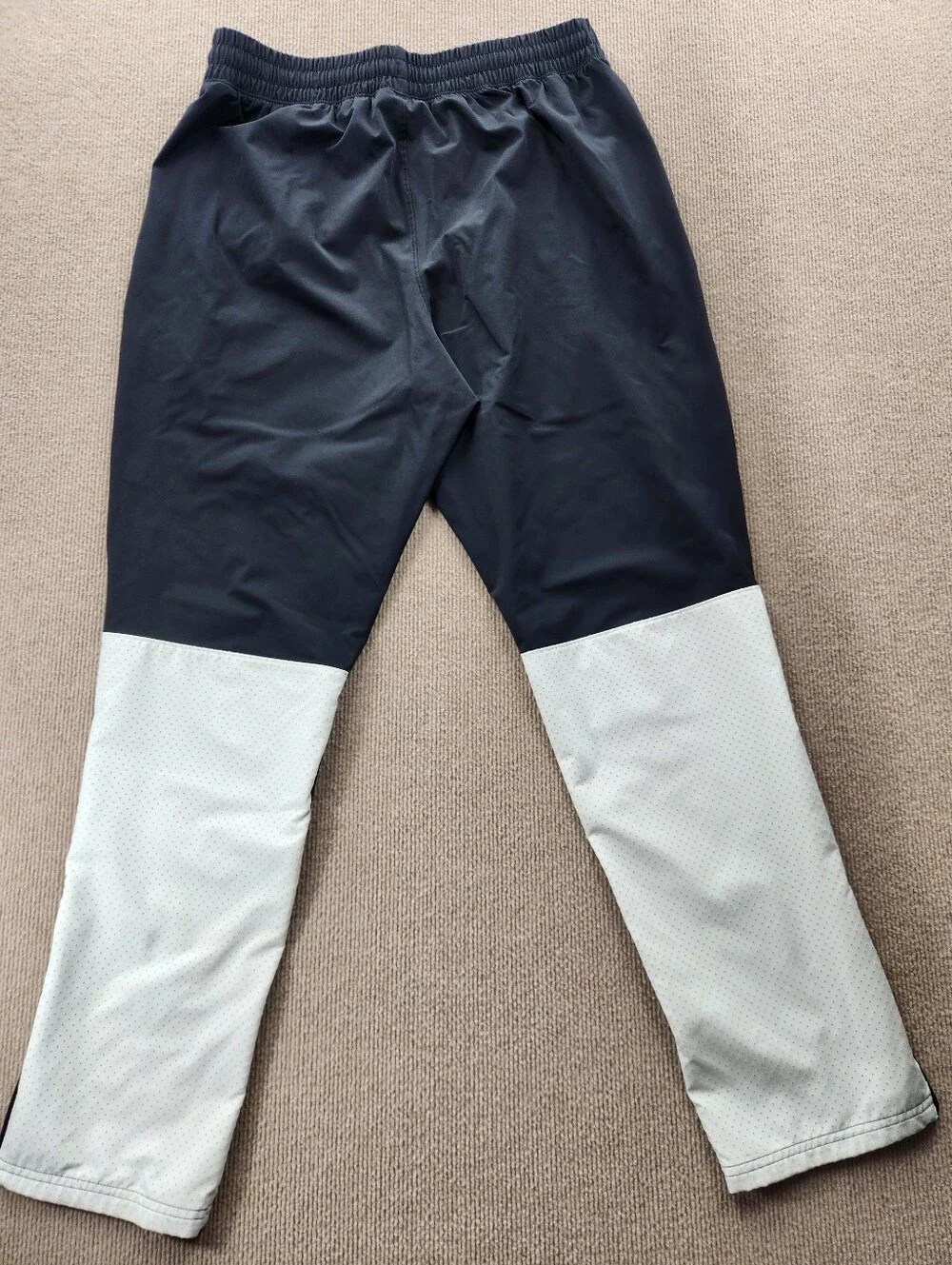 Under Armour Men's L Black/White Colorblock Jogger Pants Drawstring Pockets - Picture 6 of 6